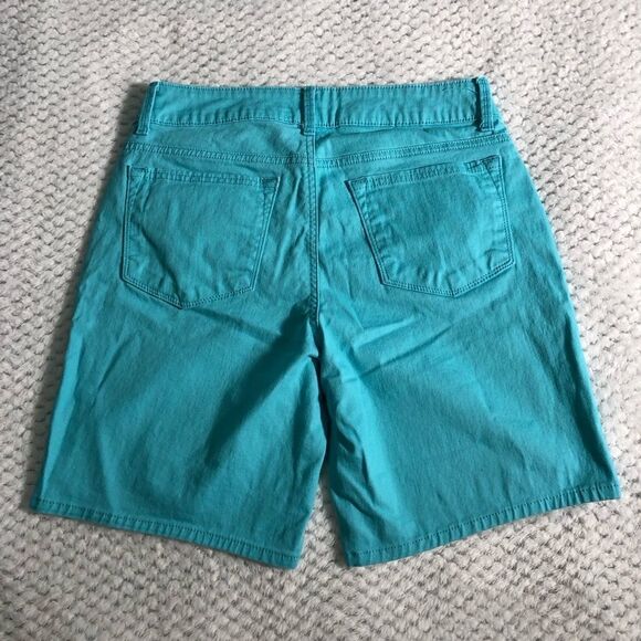 Riders by Lee light teal shorts, like new, size 10. Mid rise short. - Picture 6 of 6